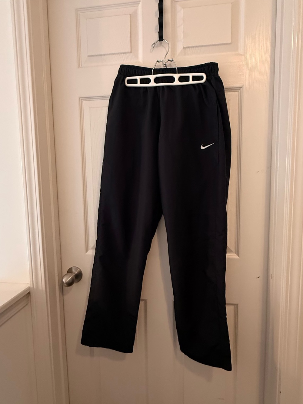 Men’s Nike Black athletic Track Pants with Swoosh